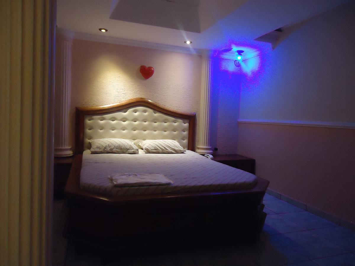 Ping Pong Hotel Santos  Buitenkant foto