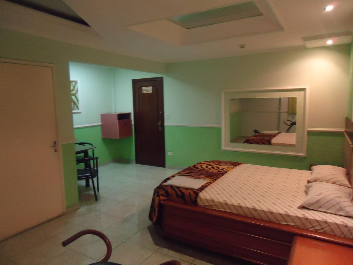 Ping Pong Hotel Santos  Buitenkant foto